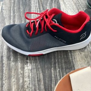 NEVER WORN!!!! Size 8 women’s peloton runners